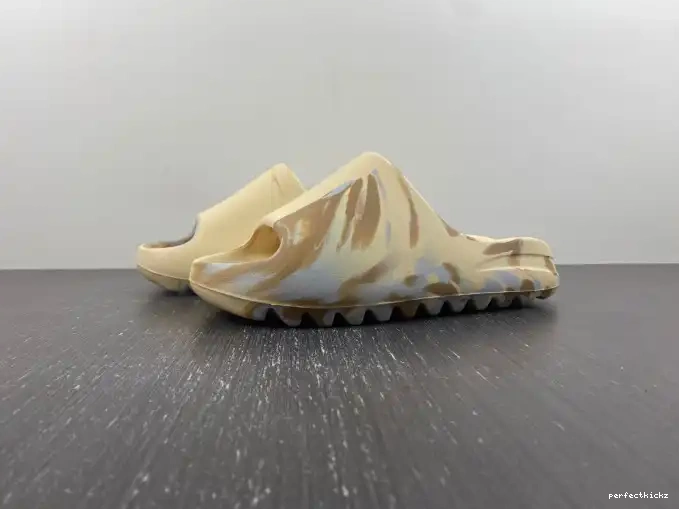 Yeezy Adidas GW1932 Slide 0502